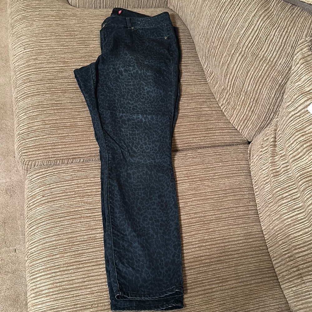 Women’s Dark Blue Leopard-Print Jeans